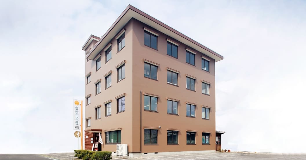 本社外観
