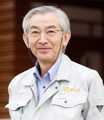 総務部 課長 / 竹下