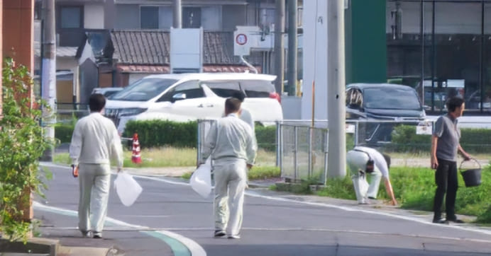 奉仕作業の実施